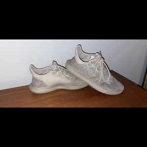 Men’s Adidas tan sneakers size 9